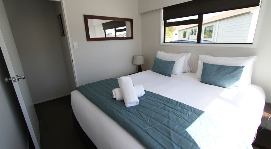 Lake Taupo Holiday Resort | Wimbledon or Tauhara Villas