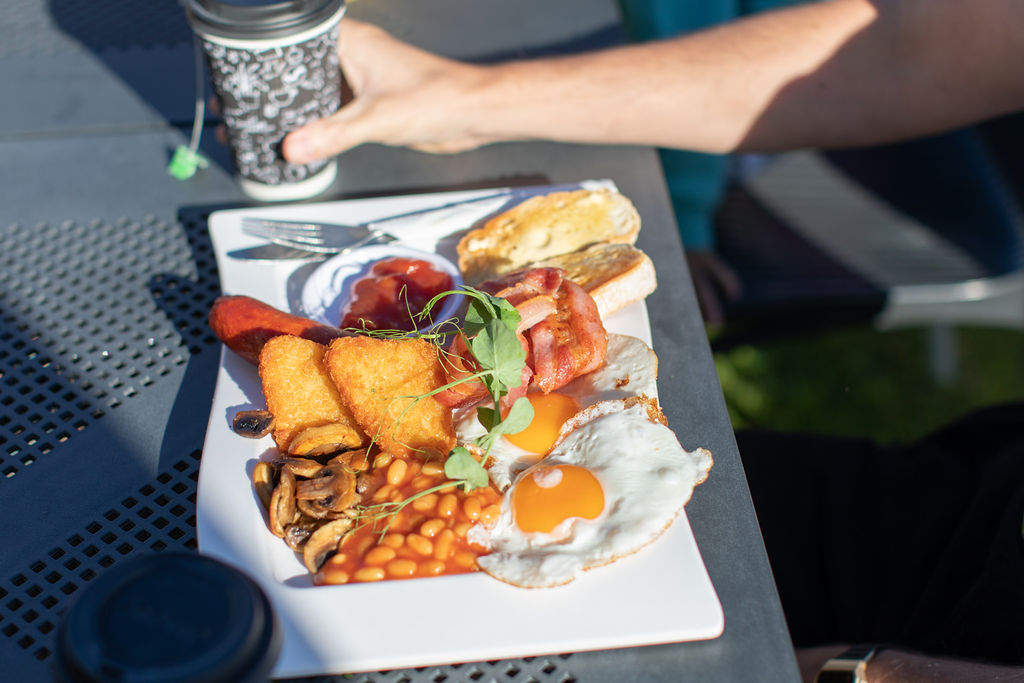 Lake Taupo Holiday Resort | Onsite Food and Drinks