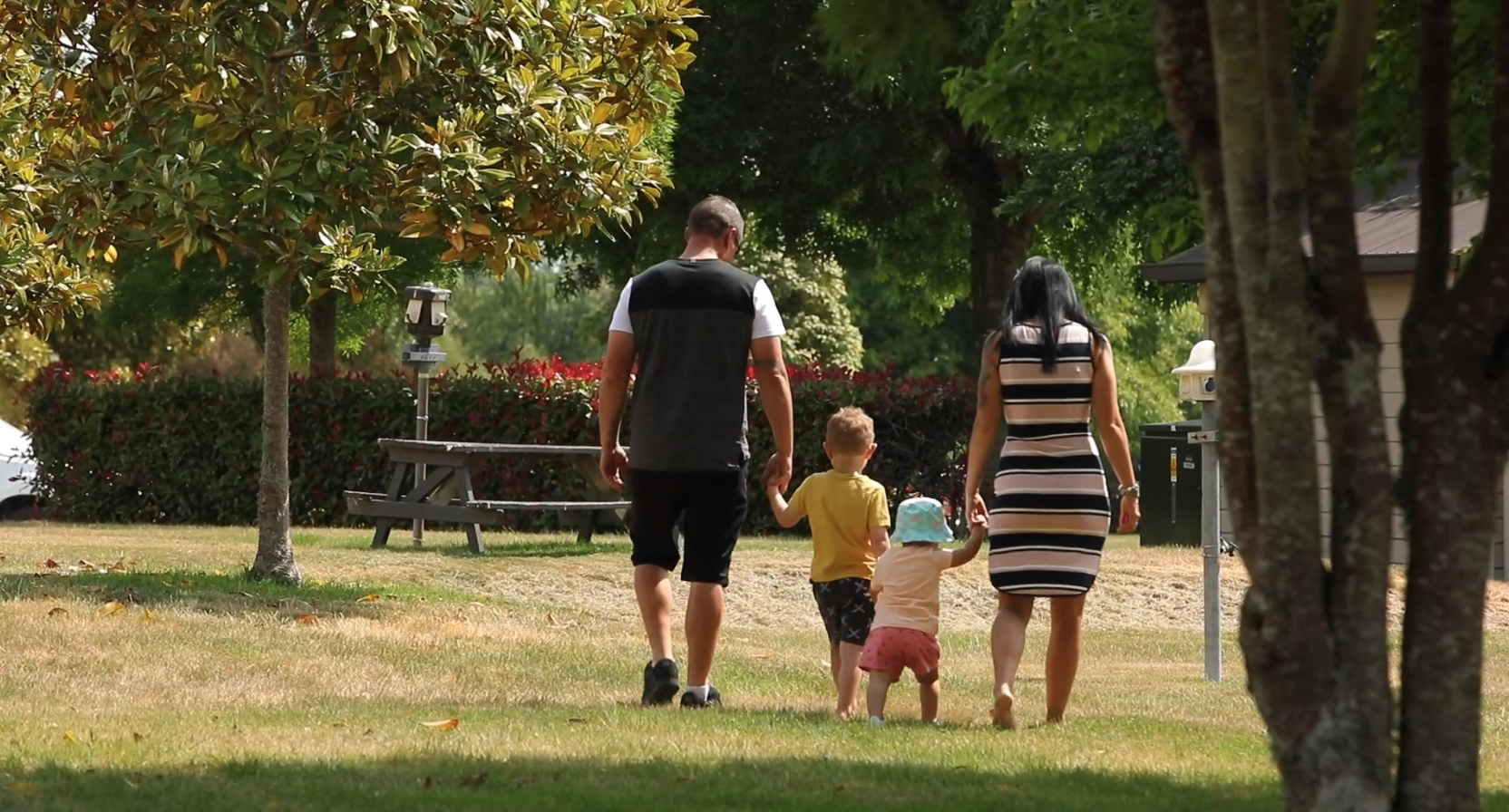 Lake Taupo Holiday Resort - Explore from the door 