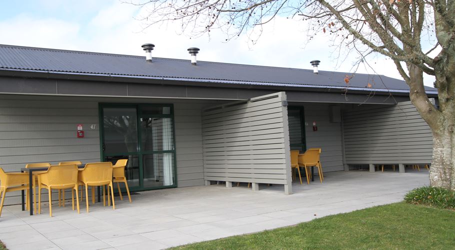 Lake Taupo Holiday Resort | Self Contained 8