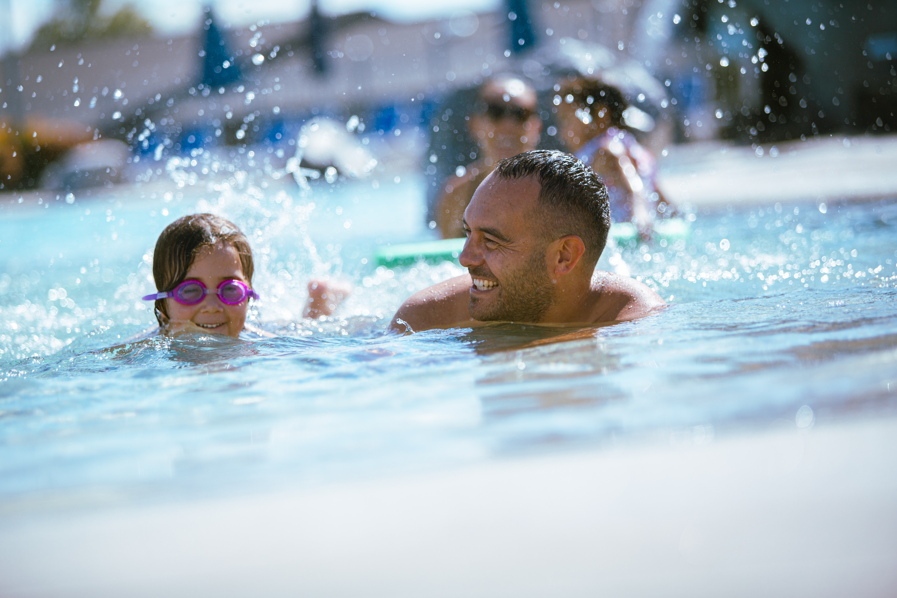 Lake Taupo Holiday Resort | Lagoon + Swim Up Bar + Cafe + Ice Cream Parlour - Tropical atmosphere year-round.